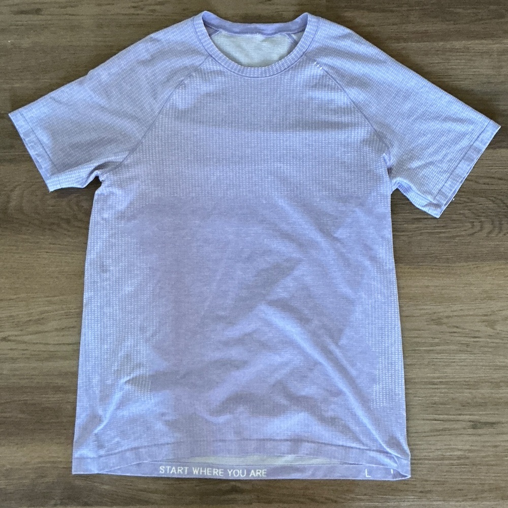 lululemon athletica Lavender Short Sleeve Tee